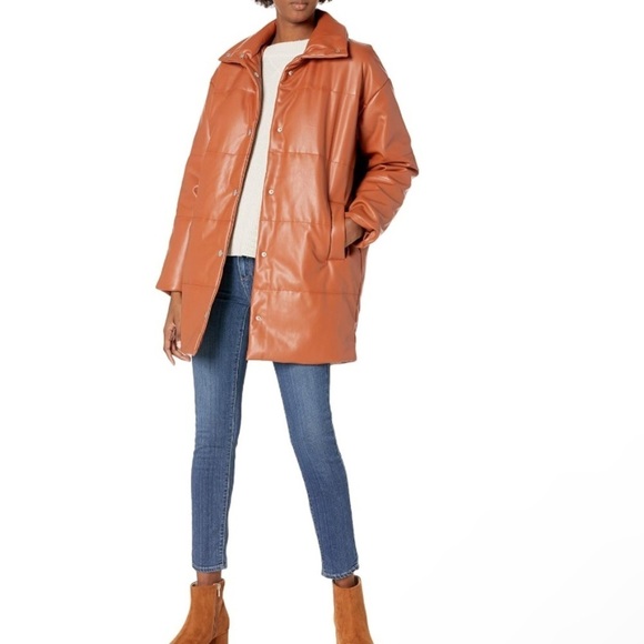 Blank NYC Jackets & Blazers - NWT Blank NYC In Tall Order Vegan Leather Puffer Coat Size Small